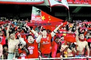 本期《今日影评》中，《熊出没》出品人尚琳琳携熊大、熊二、光头强惊喜亮相，独家解密《熊出没》“科幻系列五部曲”的创作秘辛，更透露了令人期待的IP新动向。