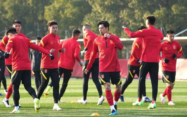相信港片的新奇迹，就藏在逆风而上、自我革新的勇气里。